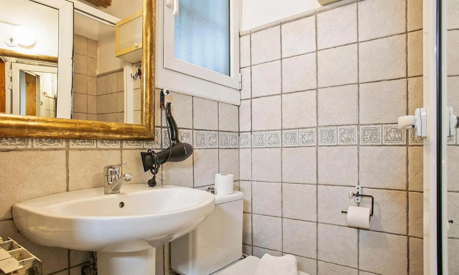 Apartment Las Ramblas, Comfort In Bcn For 8 Persons Barcelona Spanien